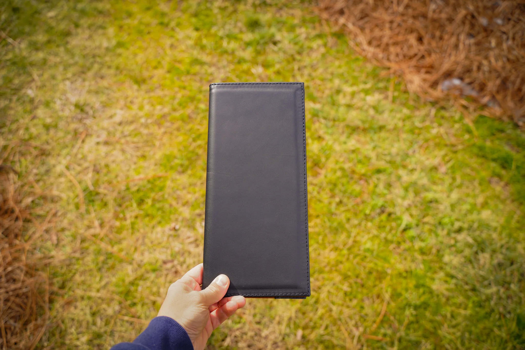 Bifold Menu Cover - Black - Image 5
