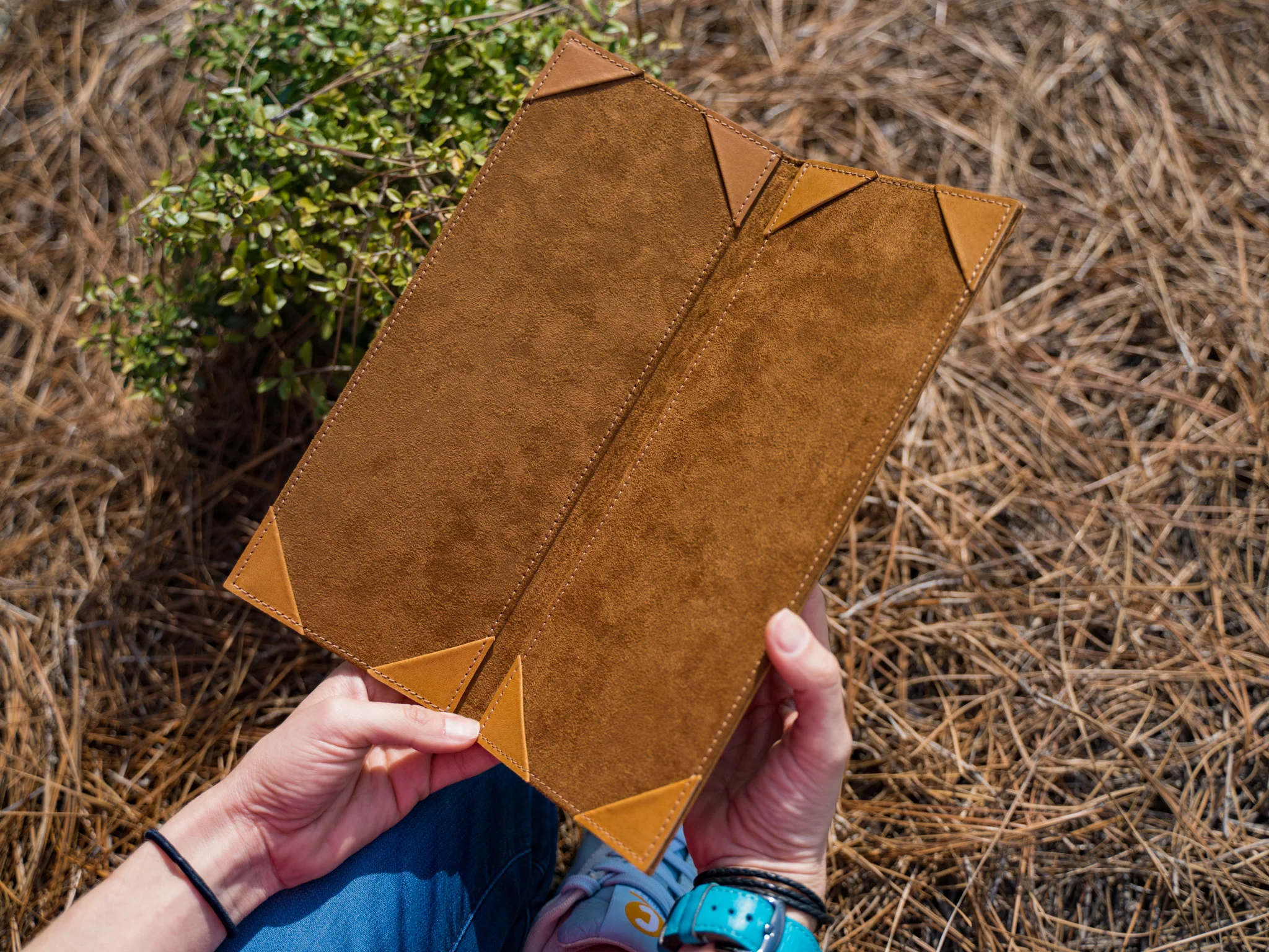 Bifold Menu Cover - Natural - Image 12