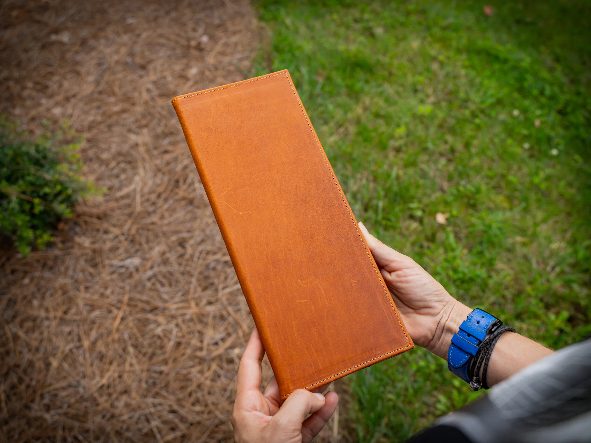 Bifold Menu Cover - Natural - Image 5