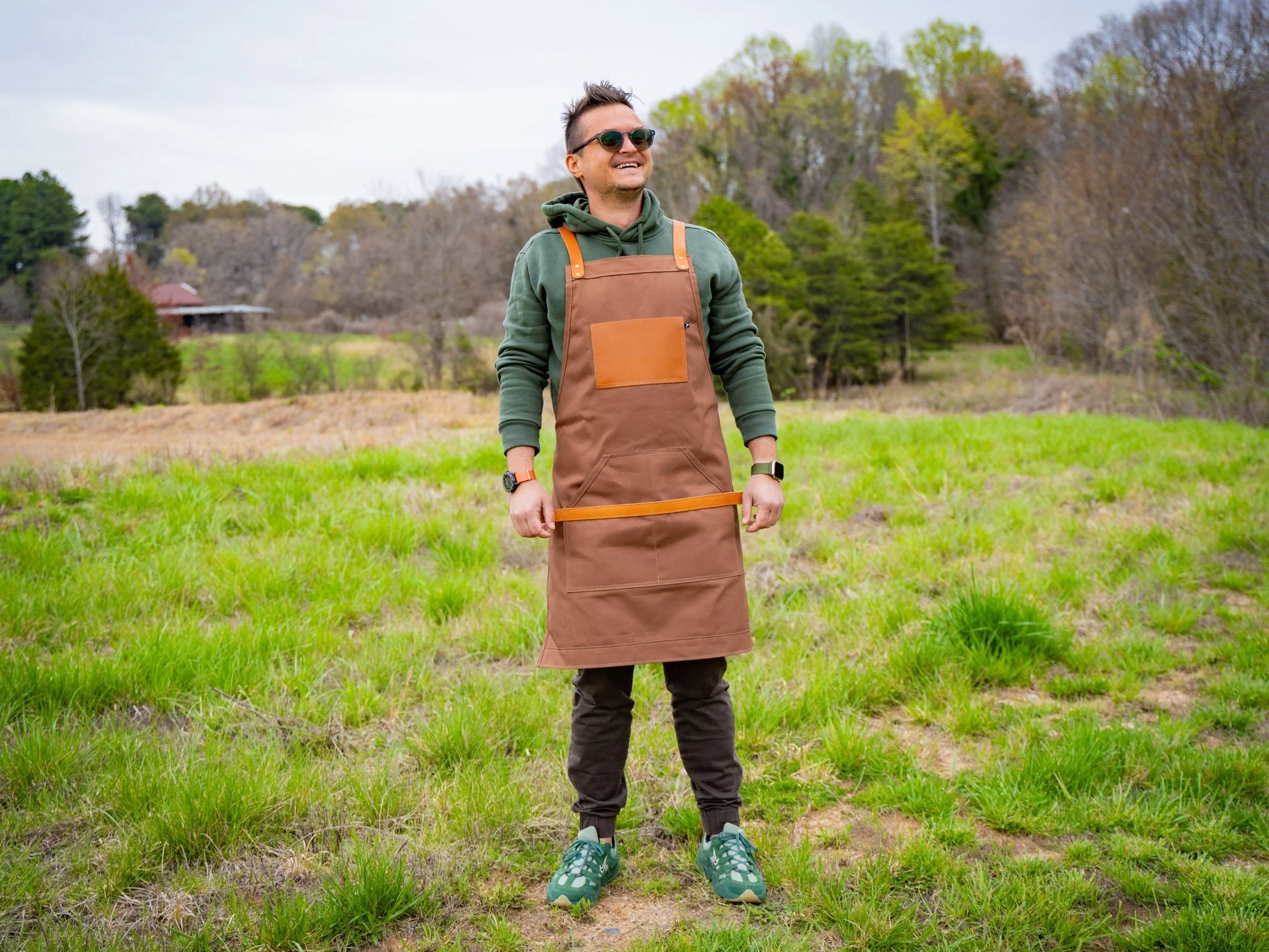 Canvas and Leather Apron - Cinnamon - Image 2