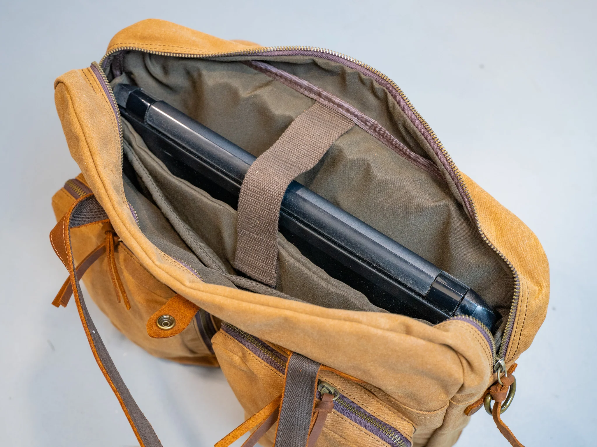 Canvas and Leather Briefcase Marty - Camel - Image 5