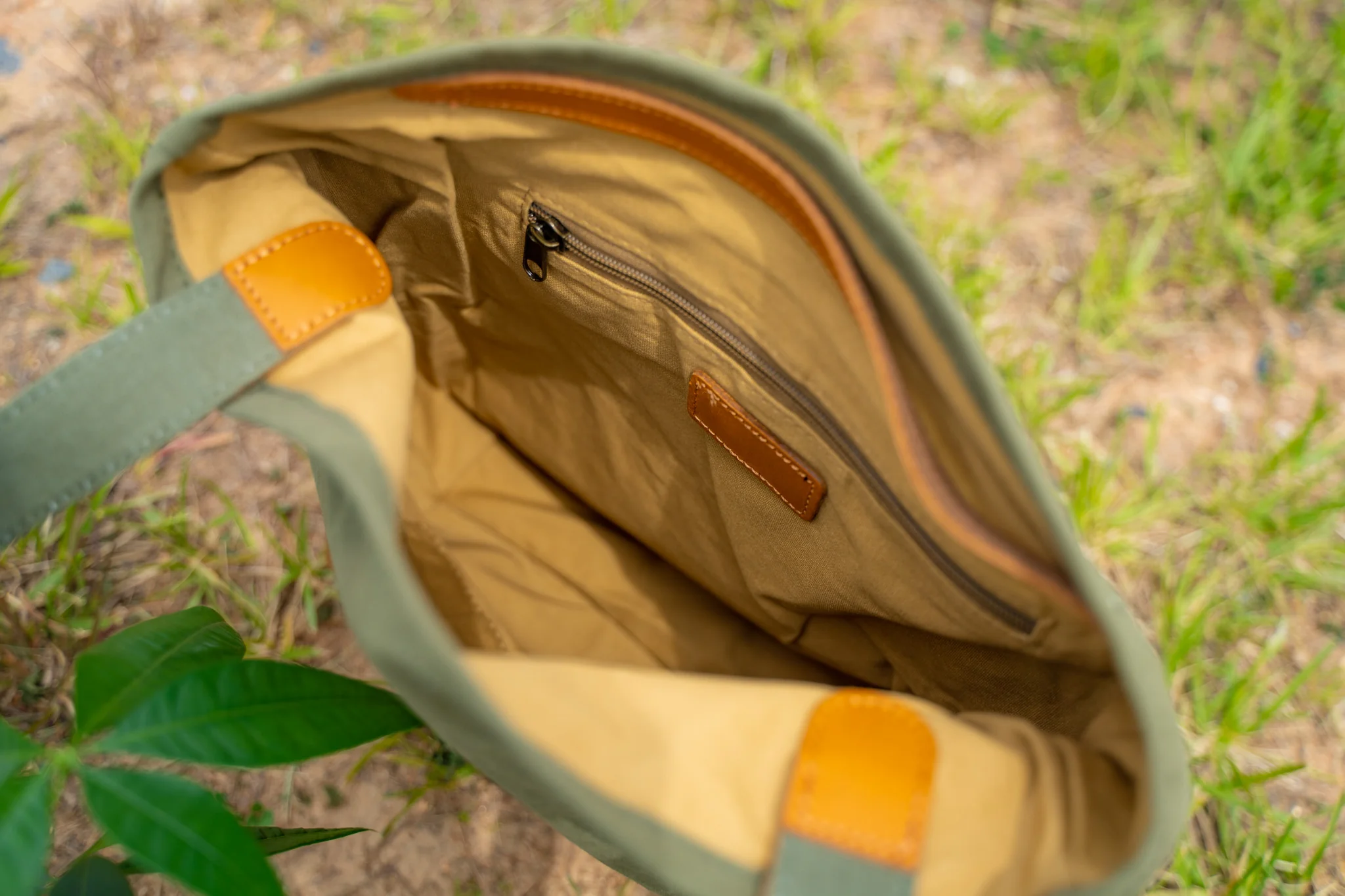 Canvas Bucket Tote Bag - Green - Image 5