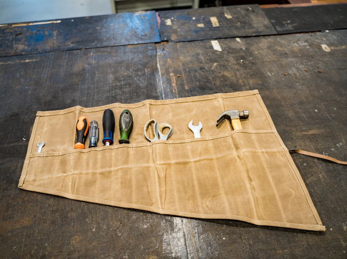 Waxed Canvas Tool Roll 14 slots - Camel - Image 4