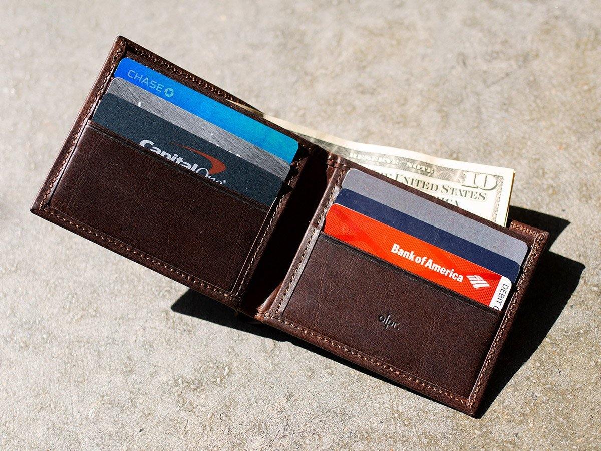 Classic Leather Bifold Wallet - Chestnut - Image 3