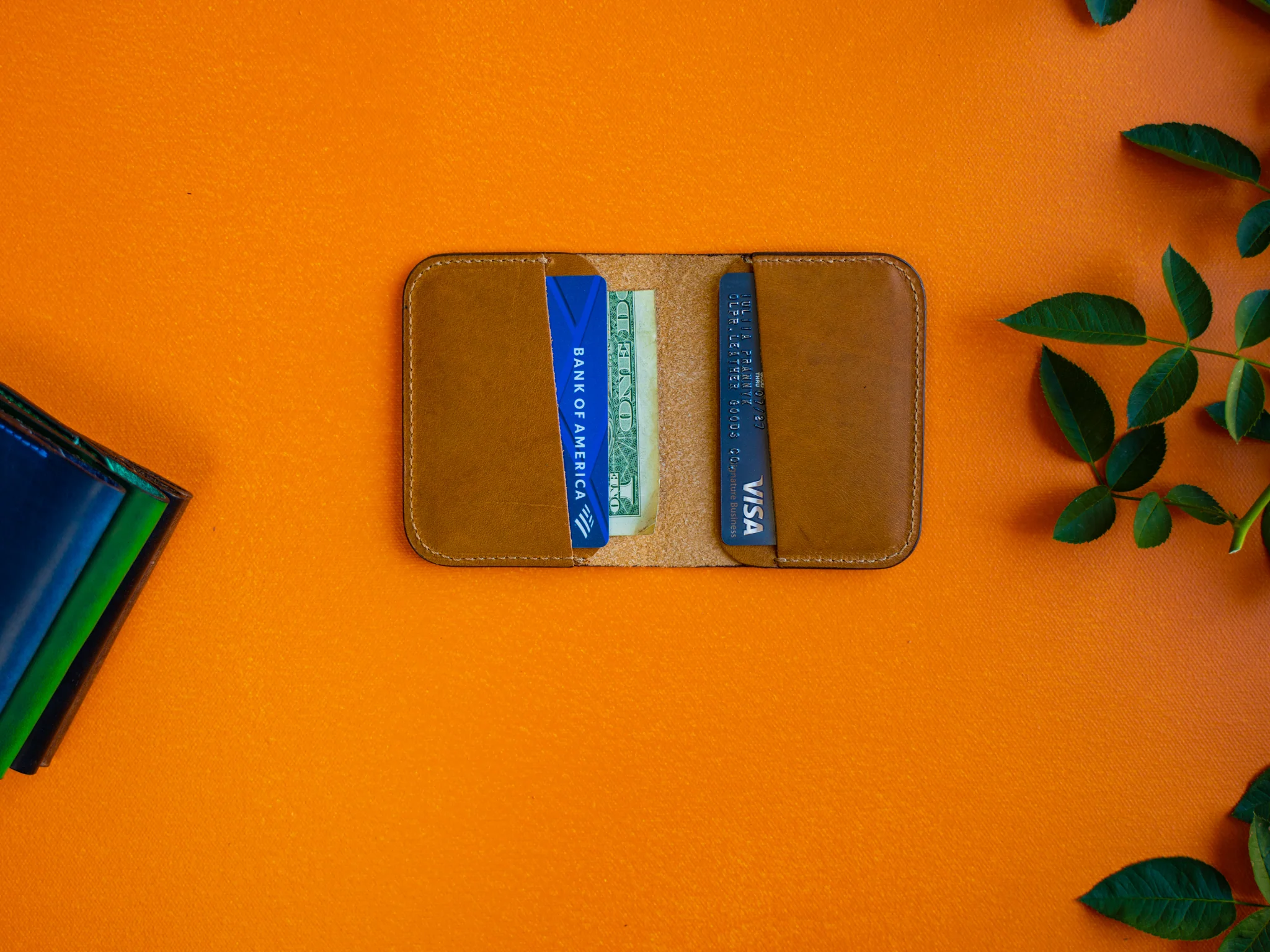 Milwaukee Leather Bifold Minimal 2.0 Wallet - Natural - Image 3
