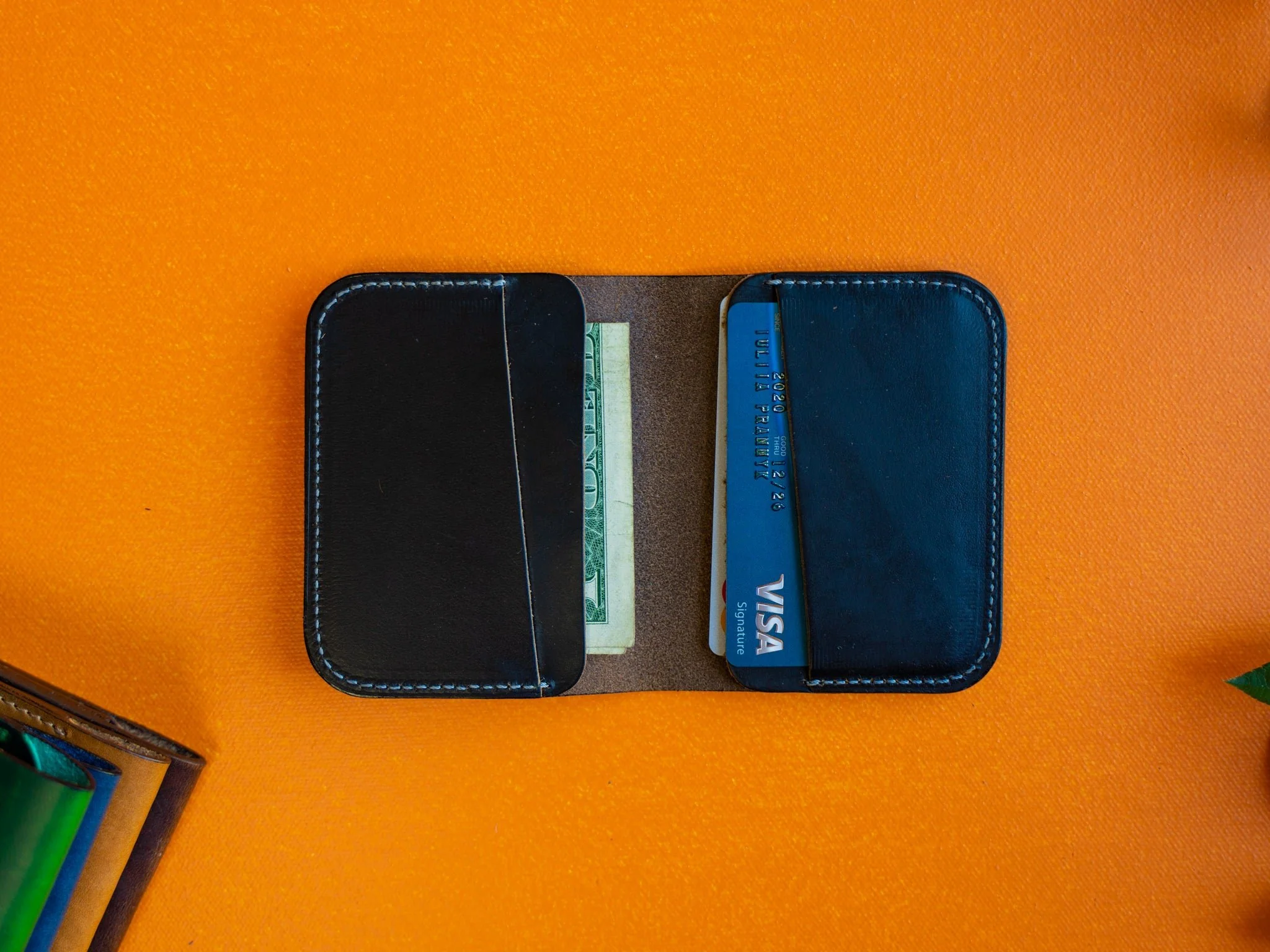 Milwaukee Leather Bifold Minimal 2.0 Wallet - Black - Image 2