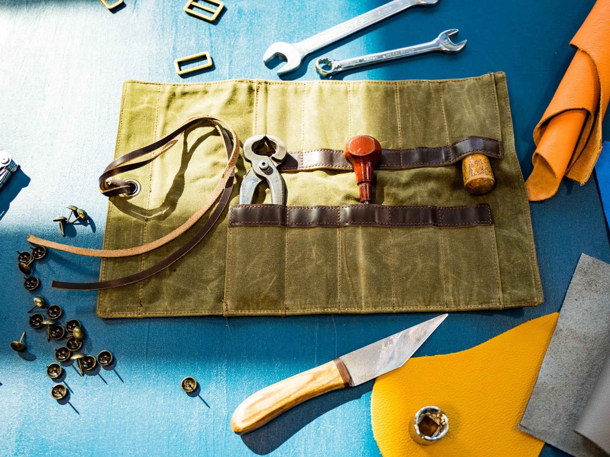 Waxed Canvas and Leather Tool Roll - Green - Image 3