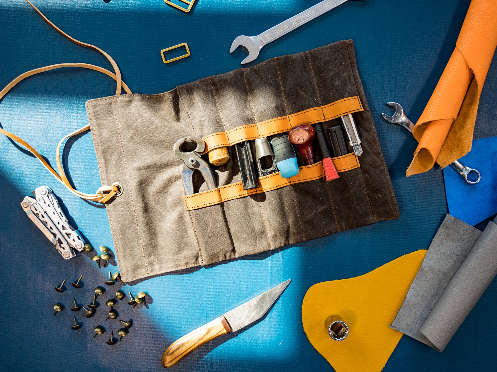 Waxed Canvas and Leather Tool Roll - Chocolate