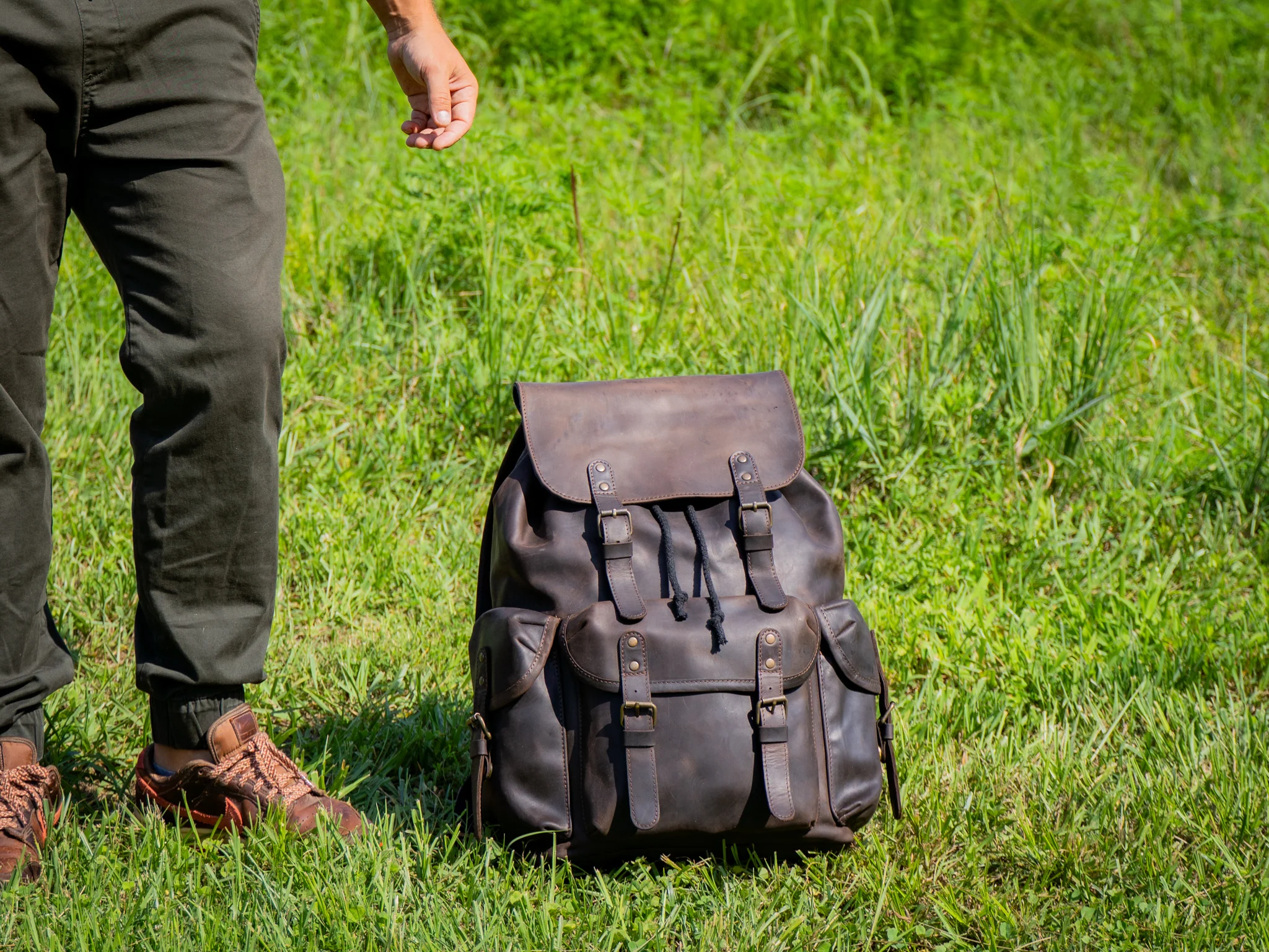 Crazy Horse Leather Backpack Adventure for Man - Brown Nut - Image 5