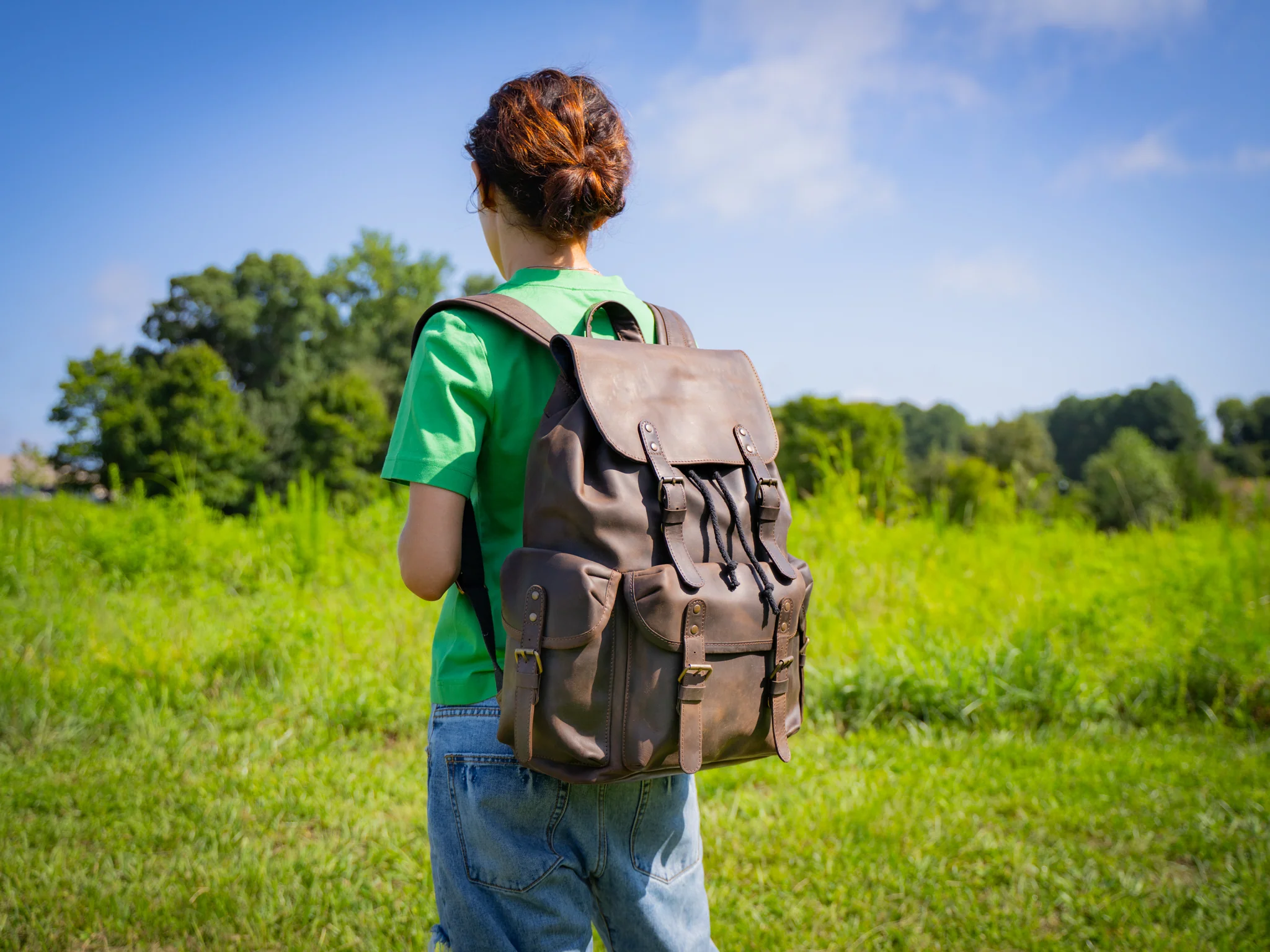 Crazy Horse Leather Backpack Adventure for Woman - Brown Nut - Image 2