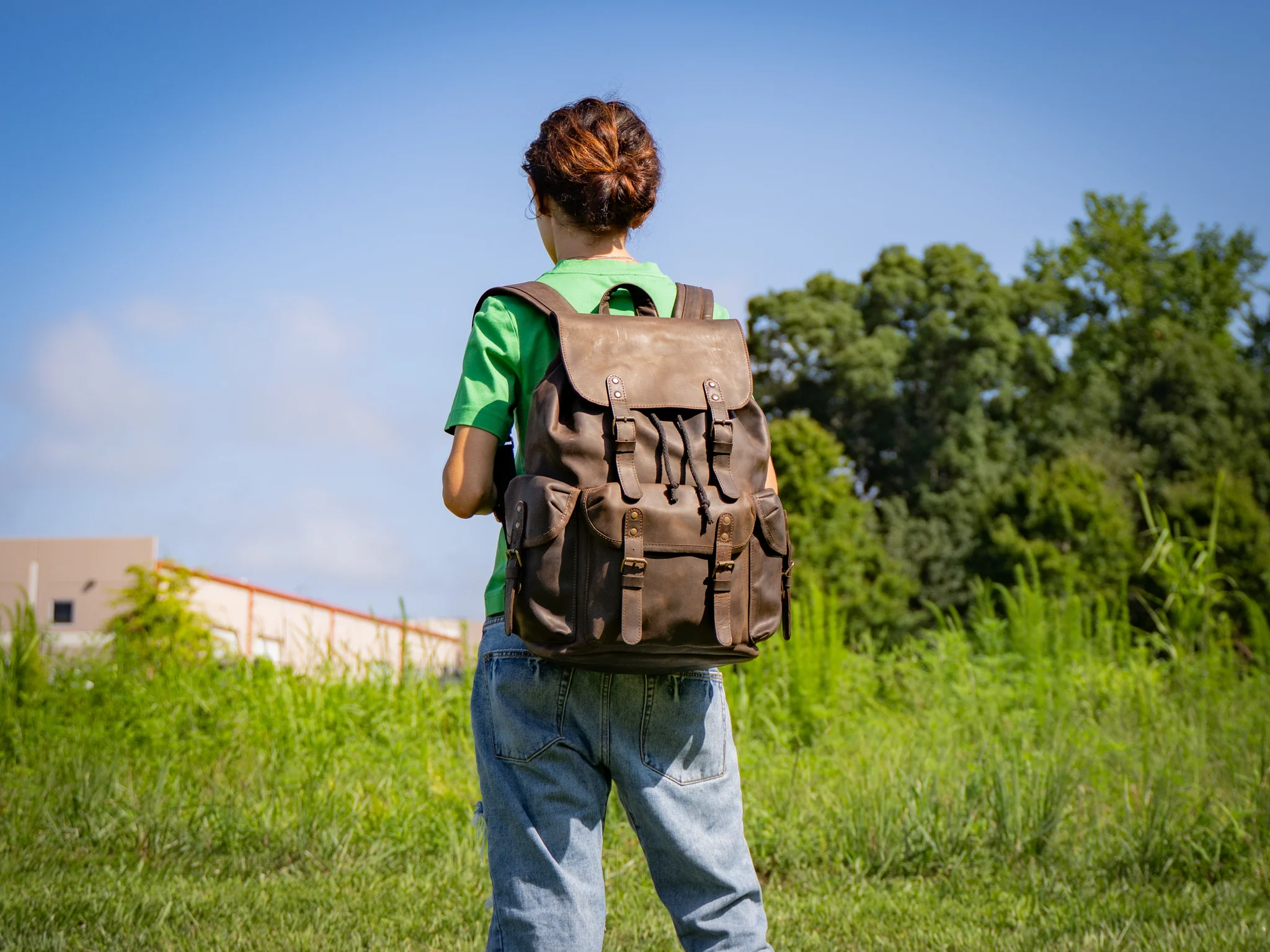 Crazy Horse Leather Backpack Adventure for Woman - Brown Nut - Image 6