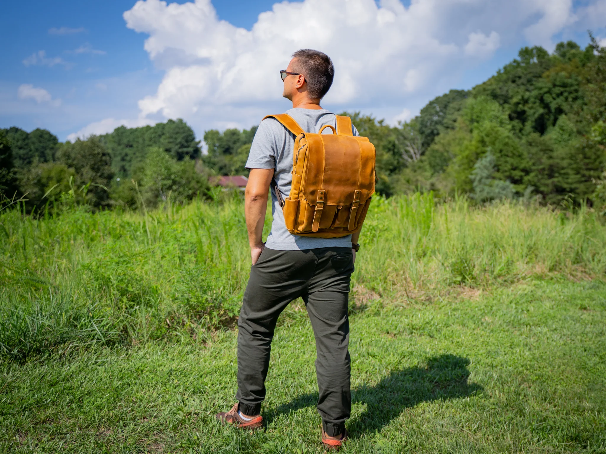 Crazy Horse Leather Backpack Voyager - Wheat - Image 3