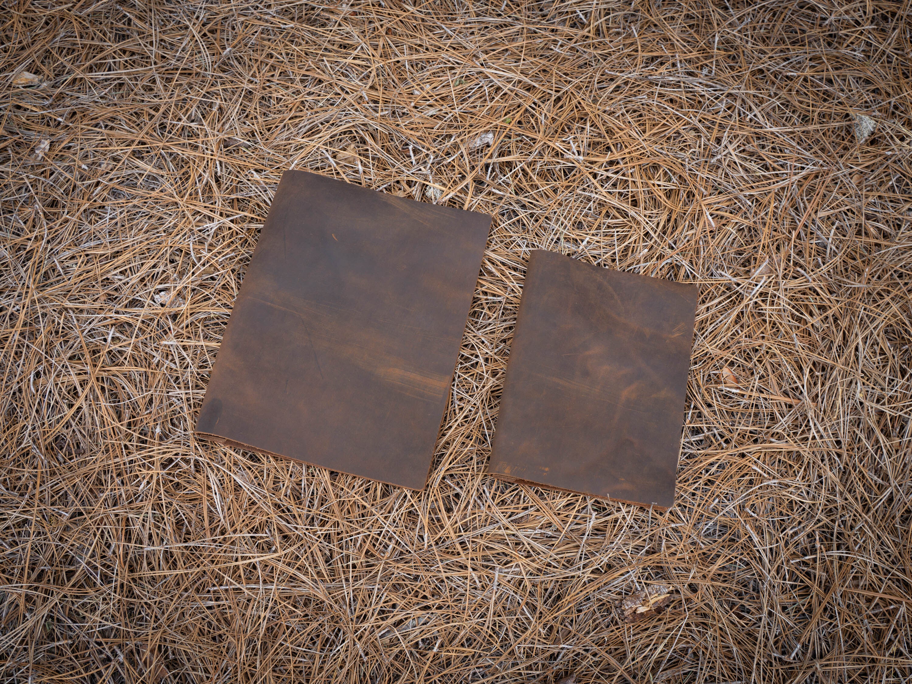 Crazy Horse Leather Simple Menu Cover - Brown - Image 3
