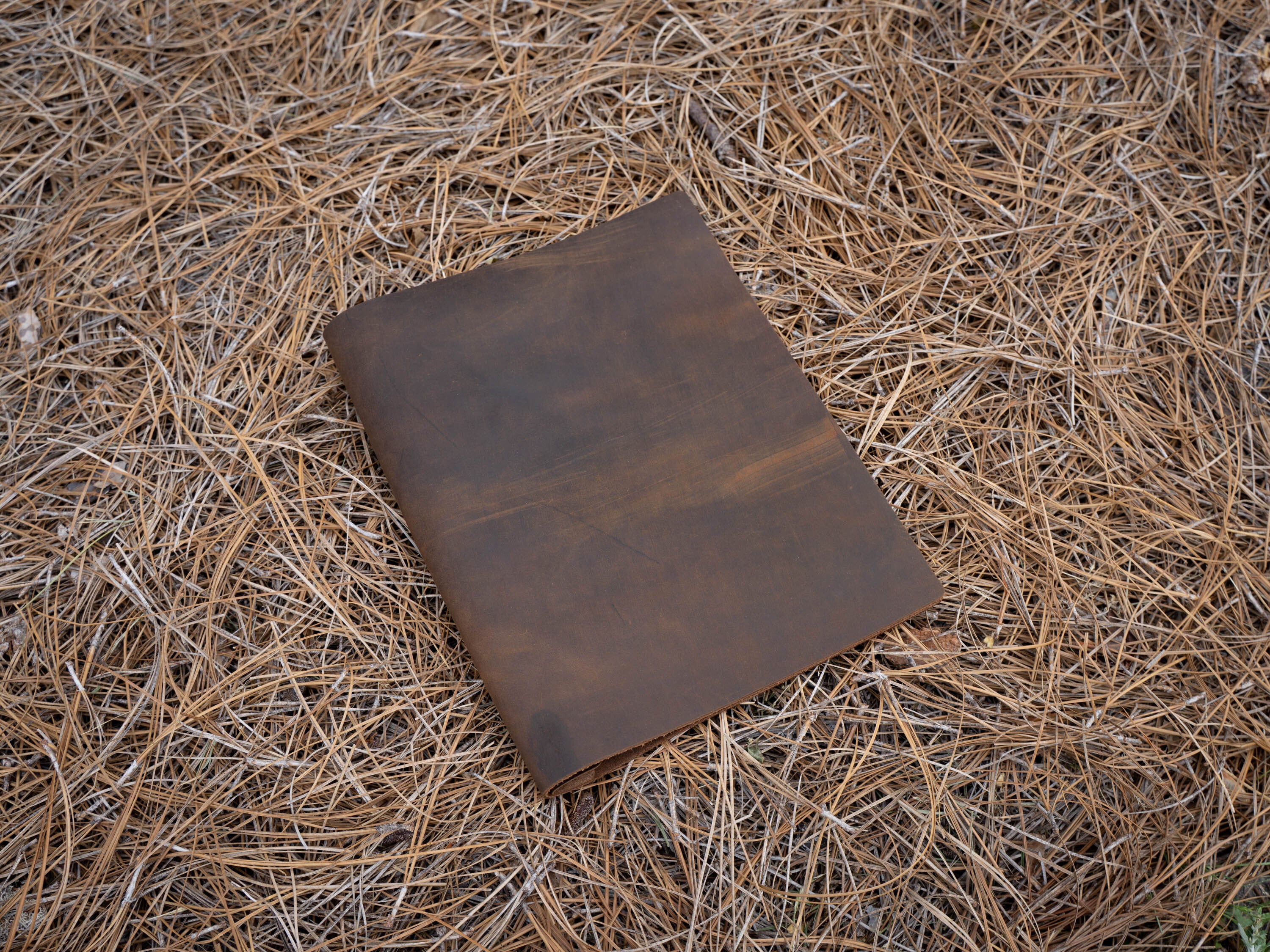 Crazy Horse Leather Simple Menu Cover - Brown - Image 5