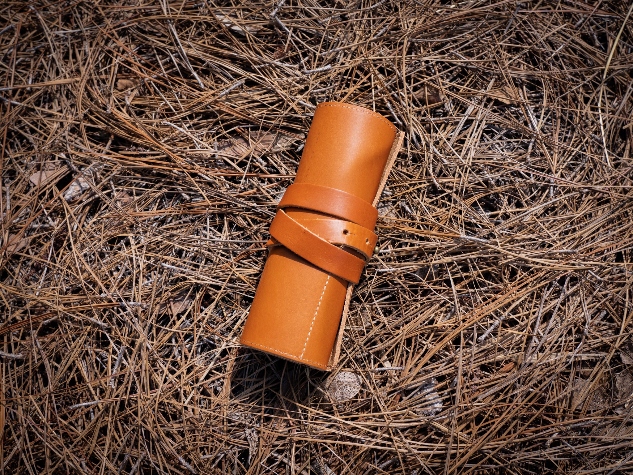 Milwaukee Leather Watch Roll - Natural - Image 8
