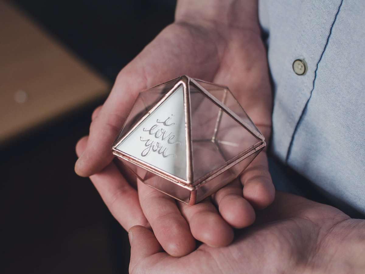 Geometric Glass Ring Box - Image 3