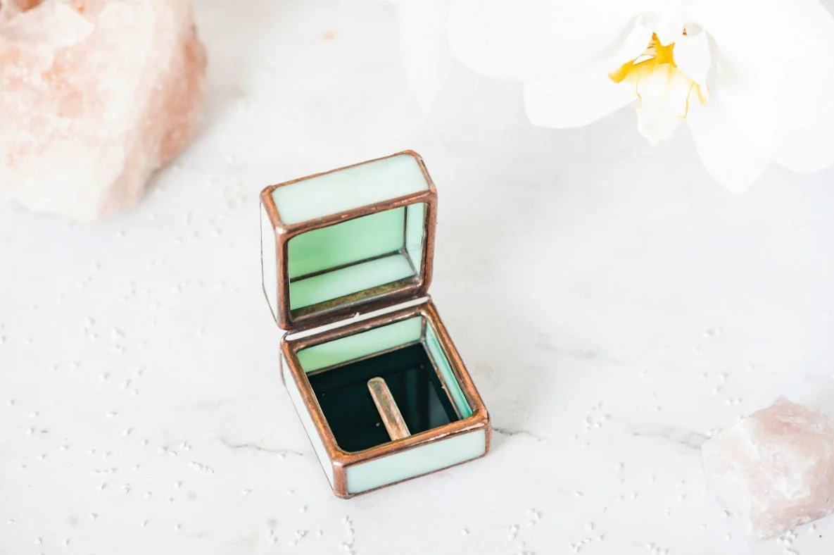 Green Glass Ring Box - Image 3