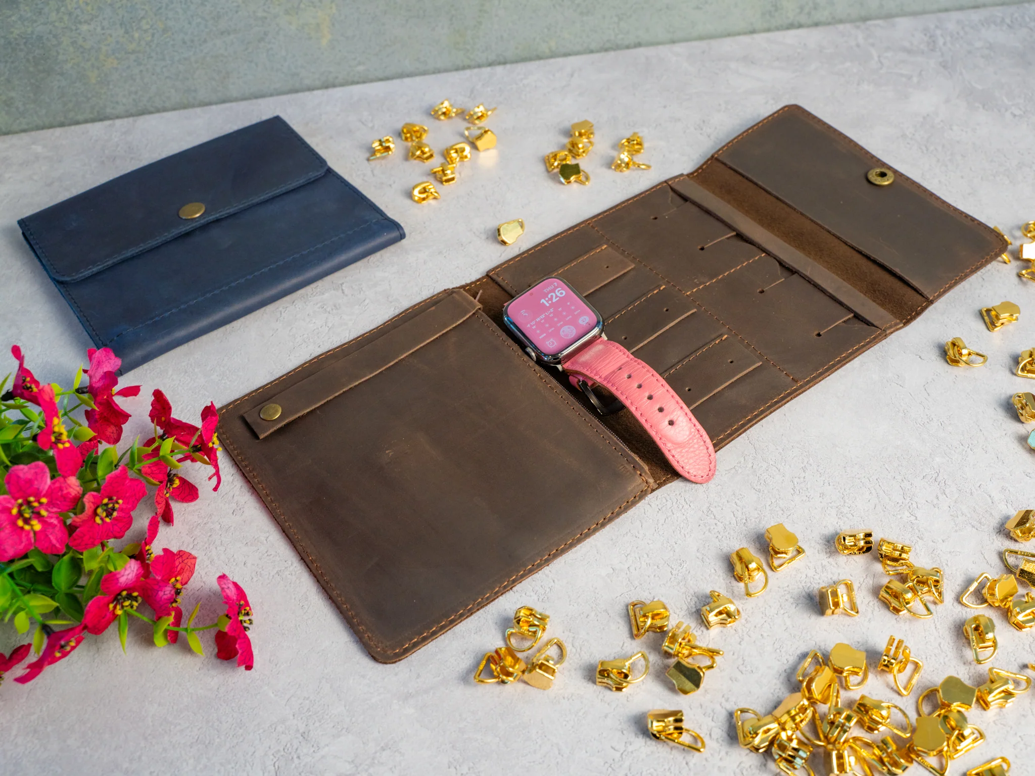 Handmade Leather Jewelry Case - Image 4
