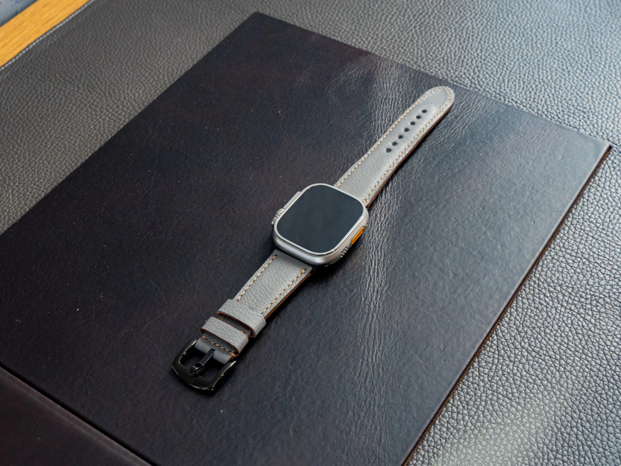 Italian Leather Apple Watch Band - Gray - Image 4
