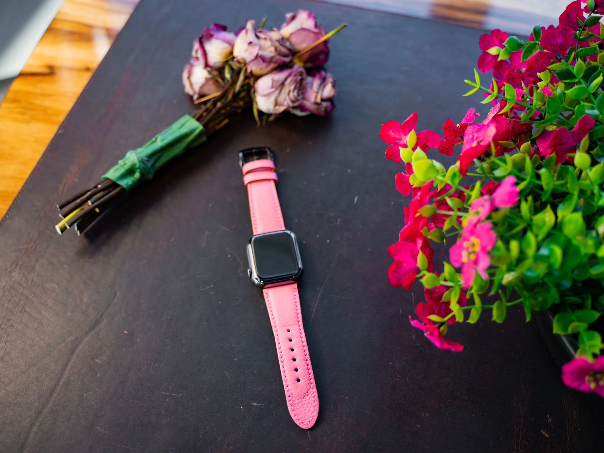 Italian Leather Apple Watch Band - Pink - Image 4