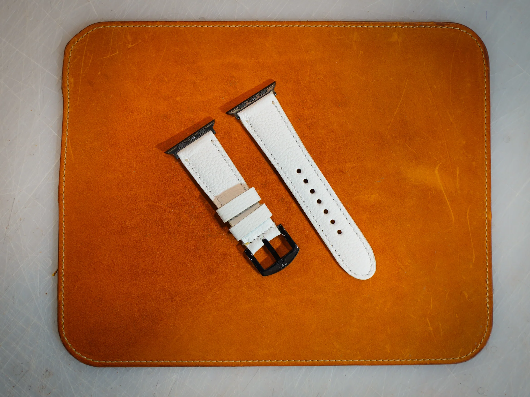 Italian Leather Apple Watch Band - White - Image 4