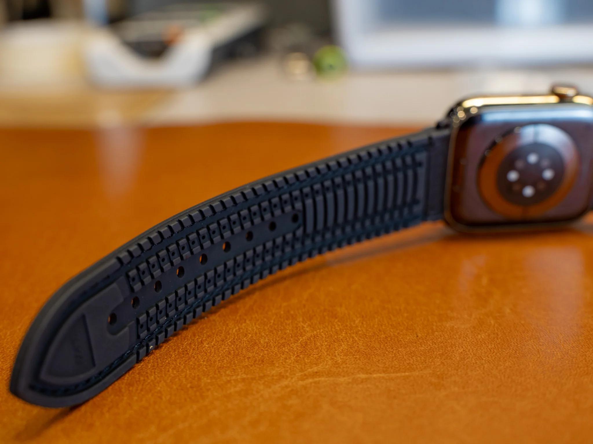 Italian Leather Apple Watch Band with Rubber Backing - Black - Image 2