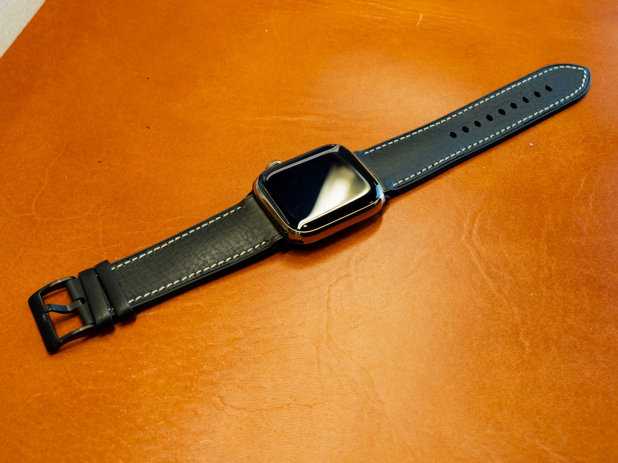 Italian Leather Apple Watch Band with Rubber Backing - Black - Image 4