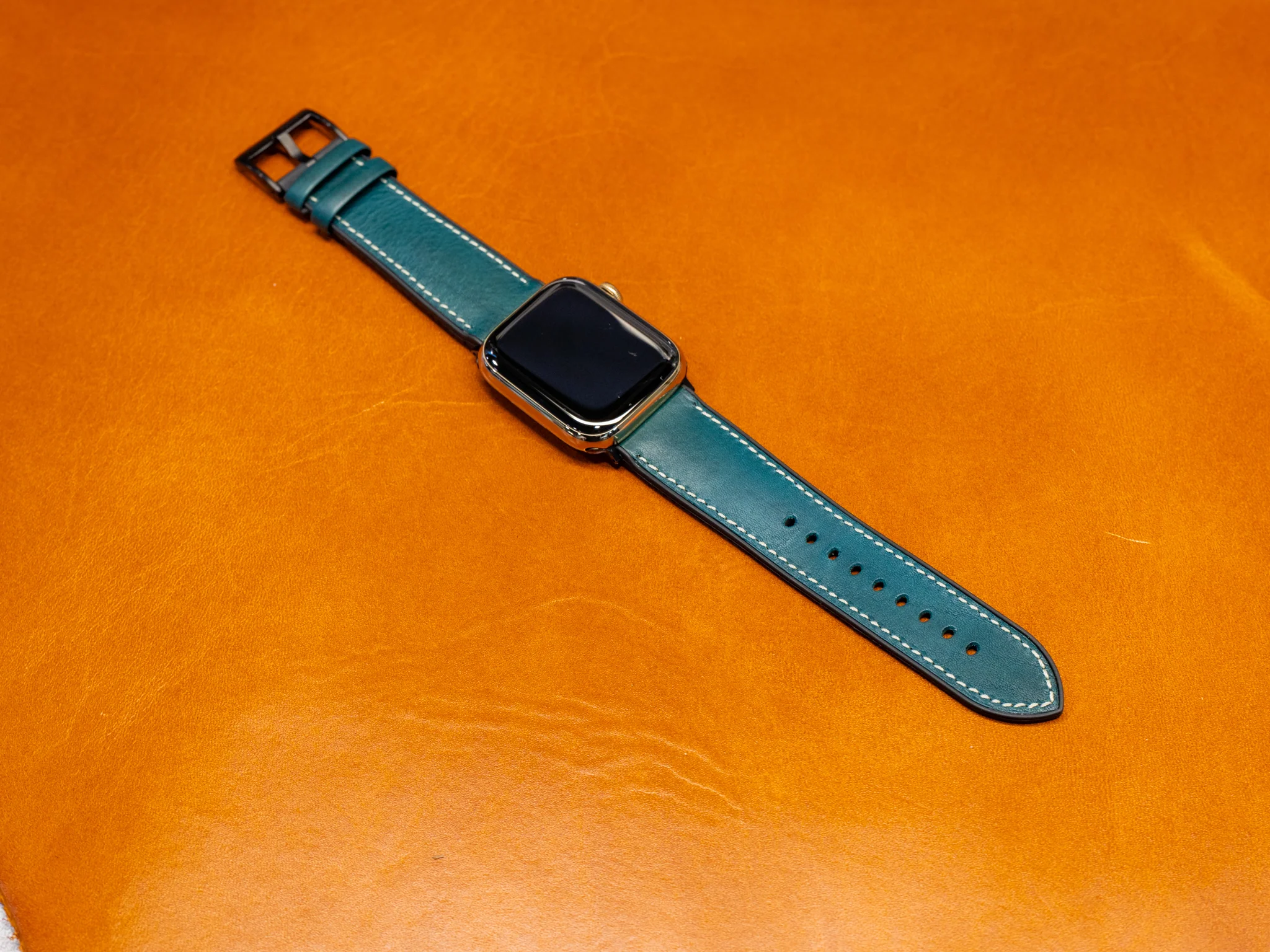 Italian Leather Apple Watch Band with Rubber Backing - Navy - Image 2