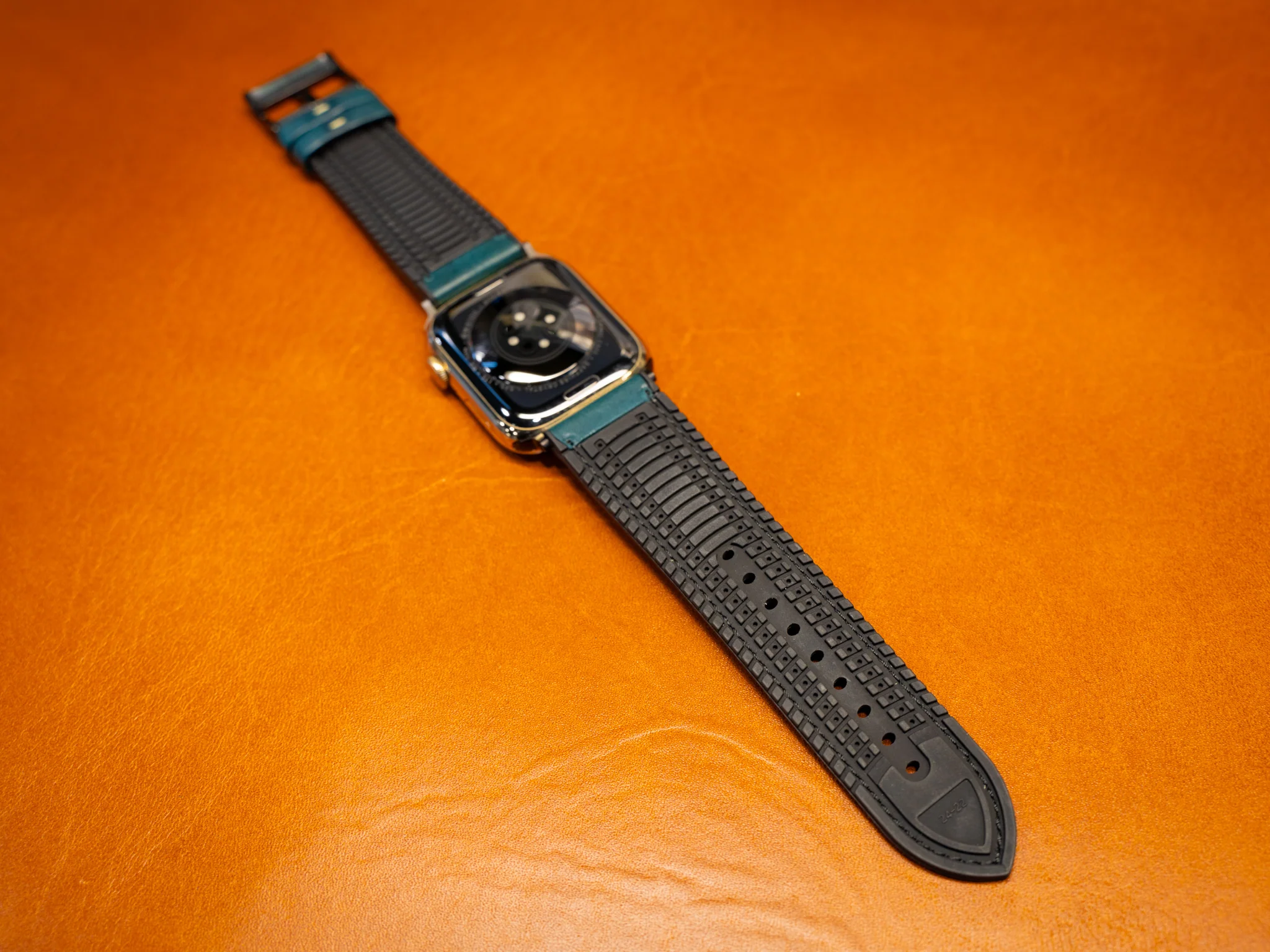 Italian Leather Apple Watch Band with Rubber Backing - Navy - Image 3