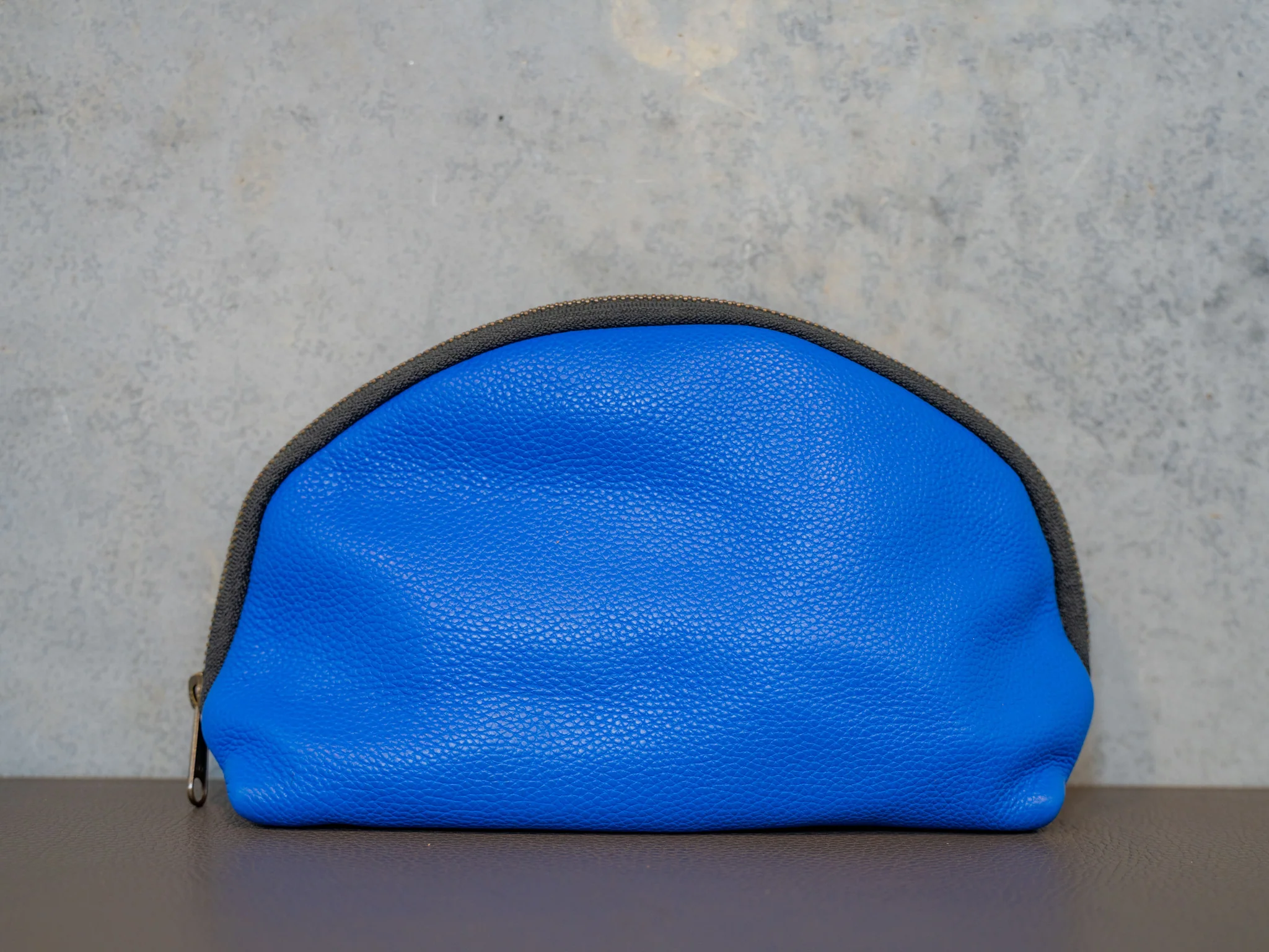 Italian Leather Travel Pouch 2.0 - Blue - Image 4