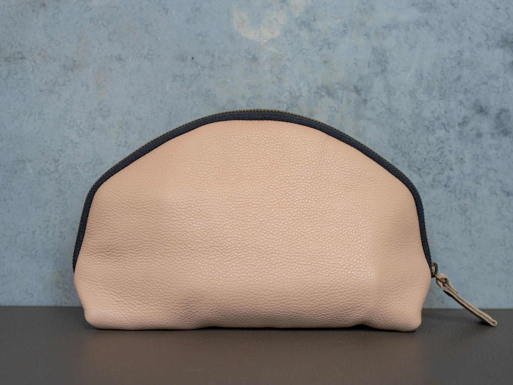 Italian Leather Travel Pouch 2.0 - Cream - Image 2
