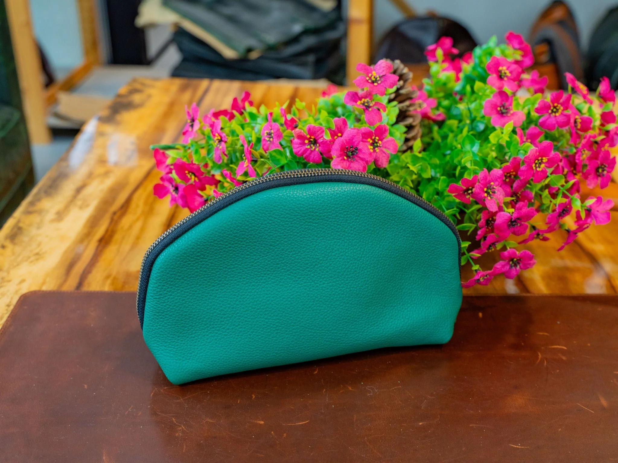 Italian Leather Travel Pouch 2.0 - Green - Image 2
