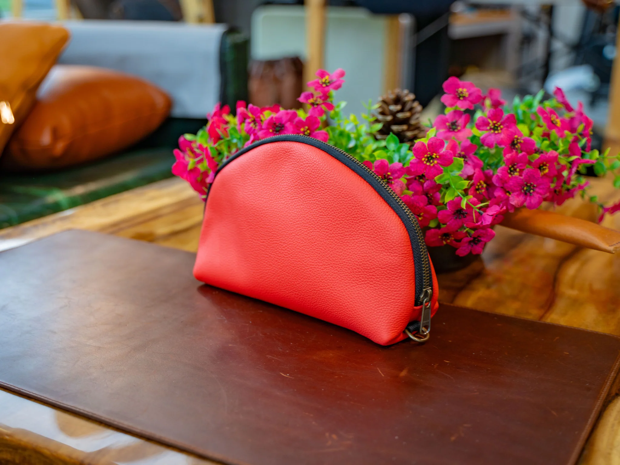 Italian Leather Travel Pouch 2.0 - Red - Image 3