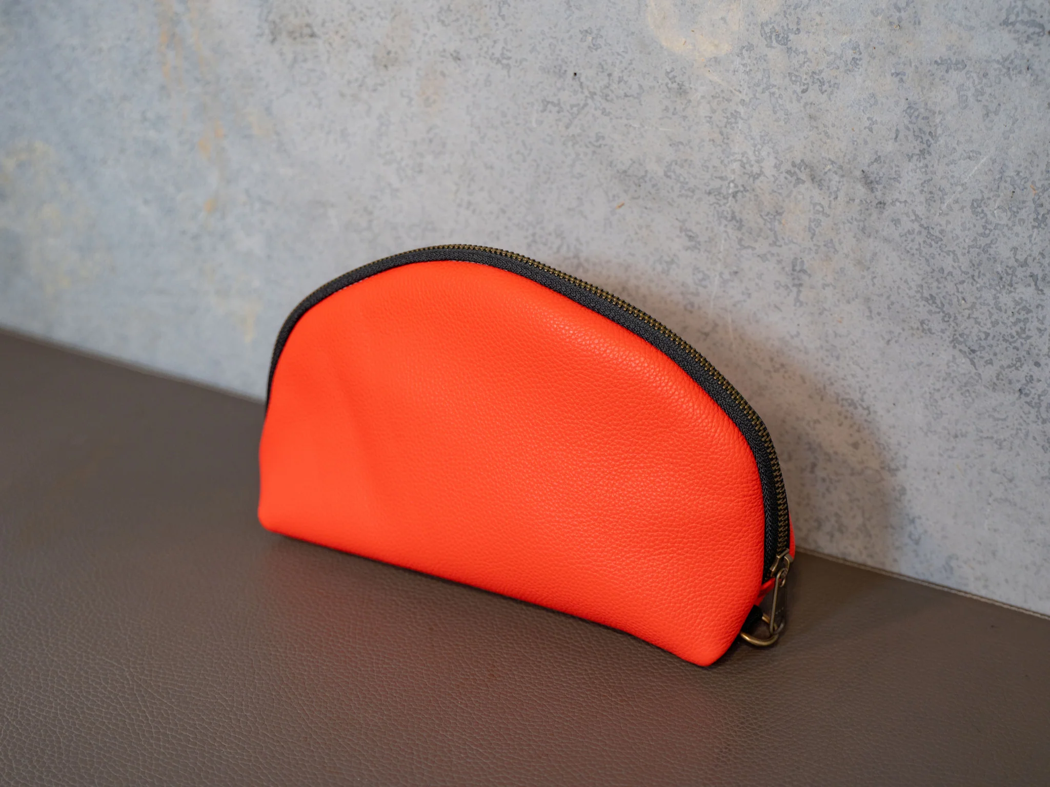 Italian Leather Travel Pouch 2.0 - Red - Image 5