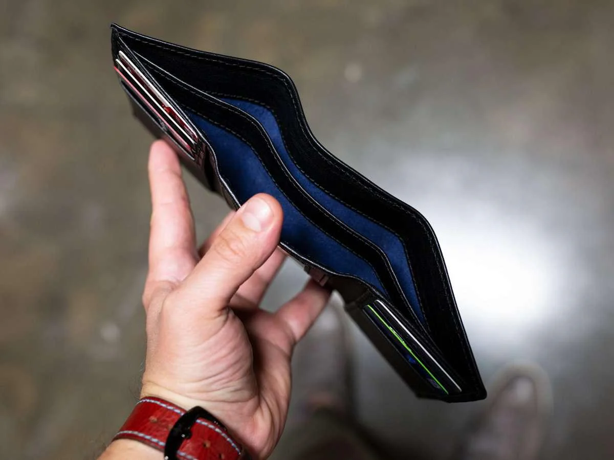 Leather Trifold Wallet - Black - Image 4