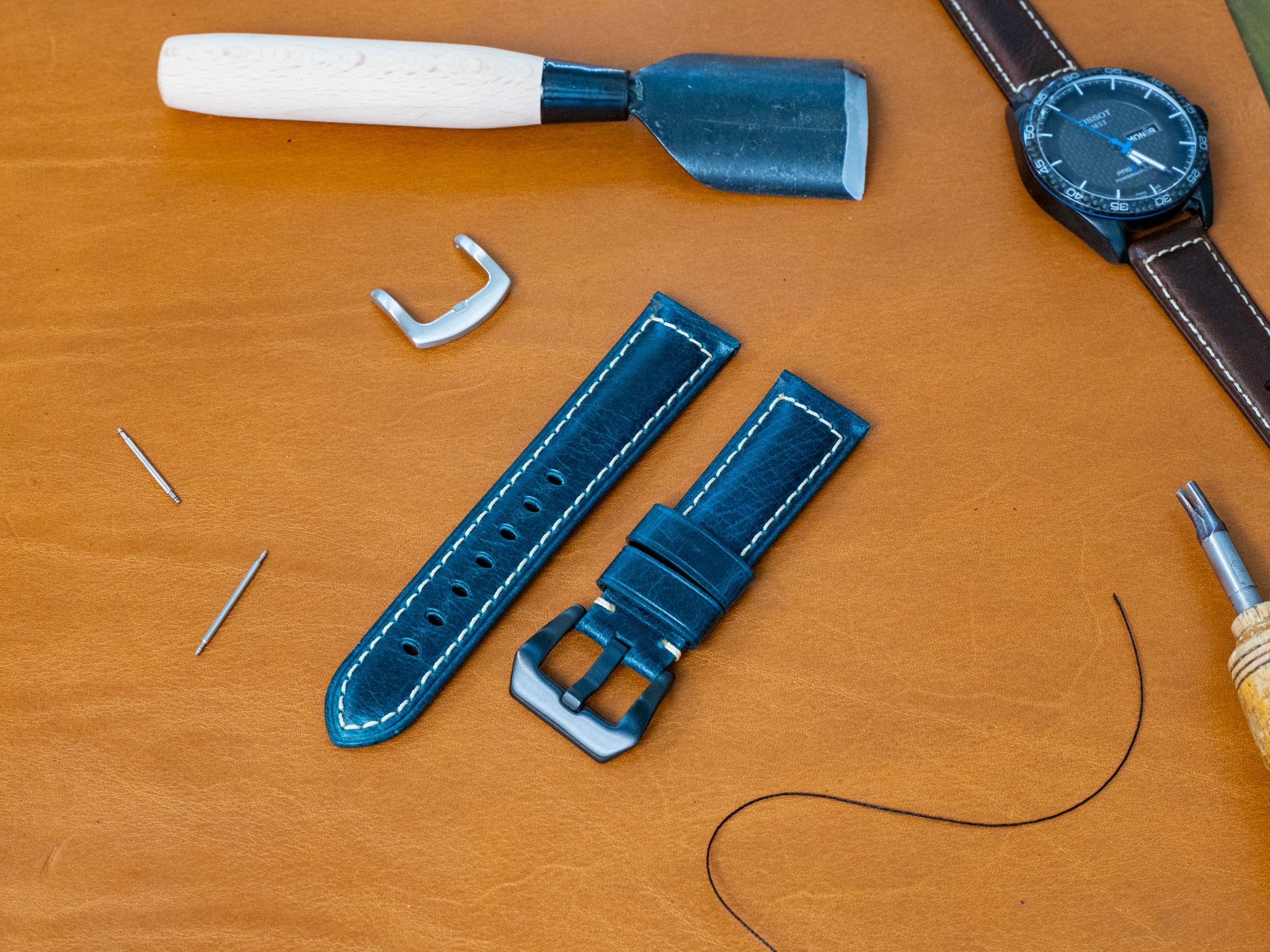 Italian Vintage Leather Watch Band - Navy