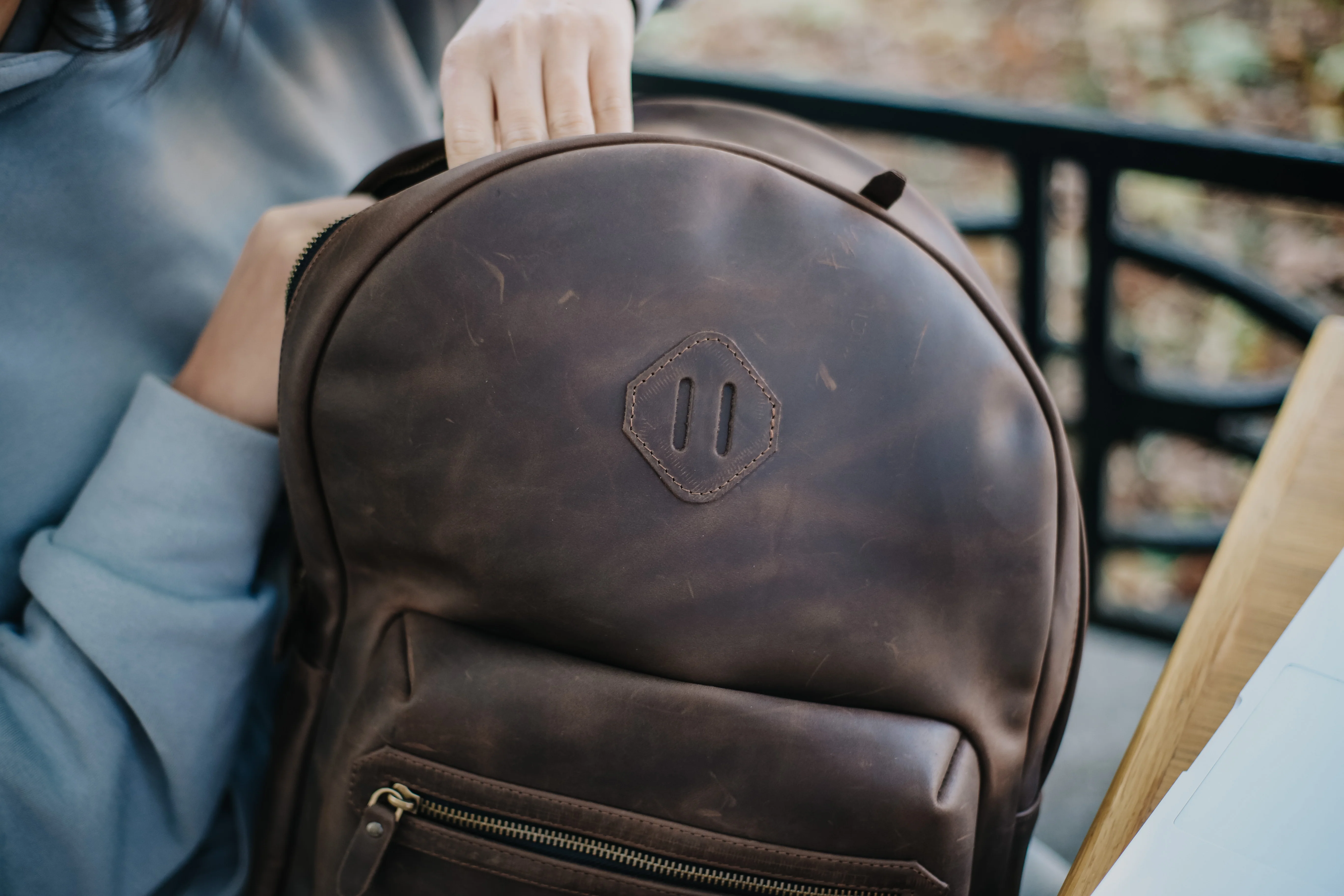 Leather Backpack City for Woman - Brown - Image 7