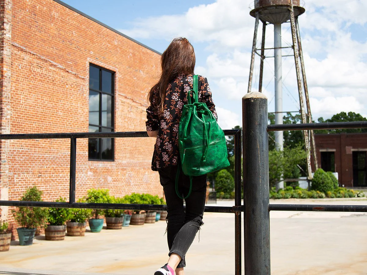 Leather Backpack Izzy Milwaukee - Green - Image 4