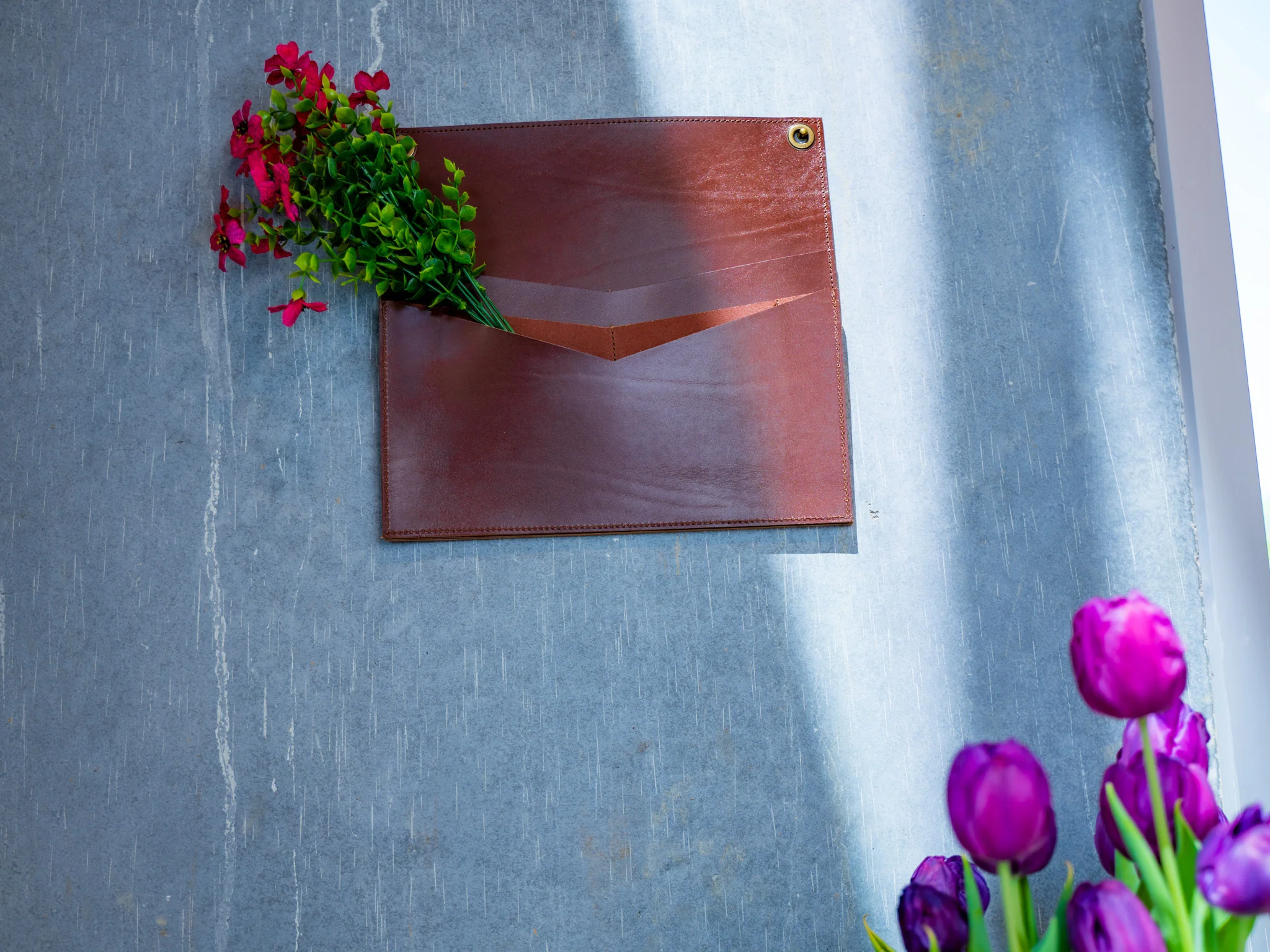 Leather Horizontal Mail Box with 2 Pockets - Chestnut - Image 2