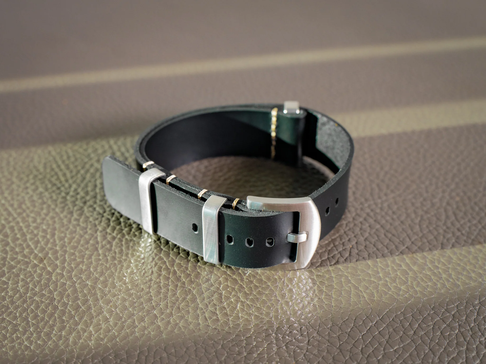 Leather Watch Band 1 piece - Black - Image 2