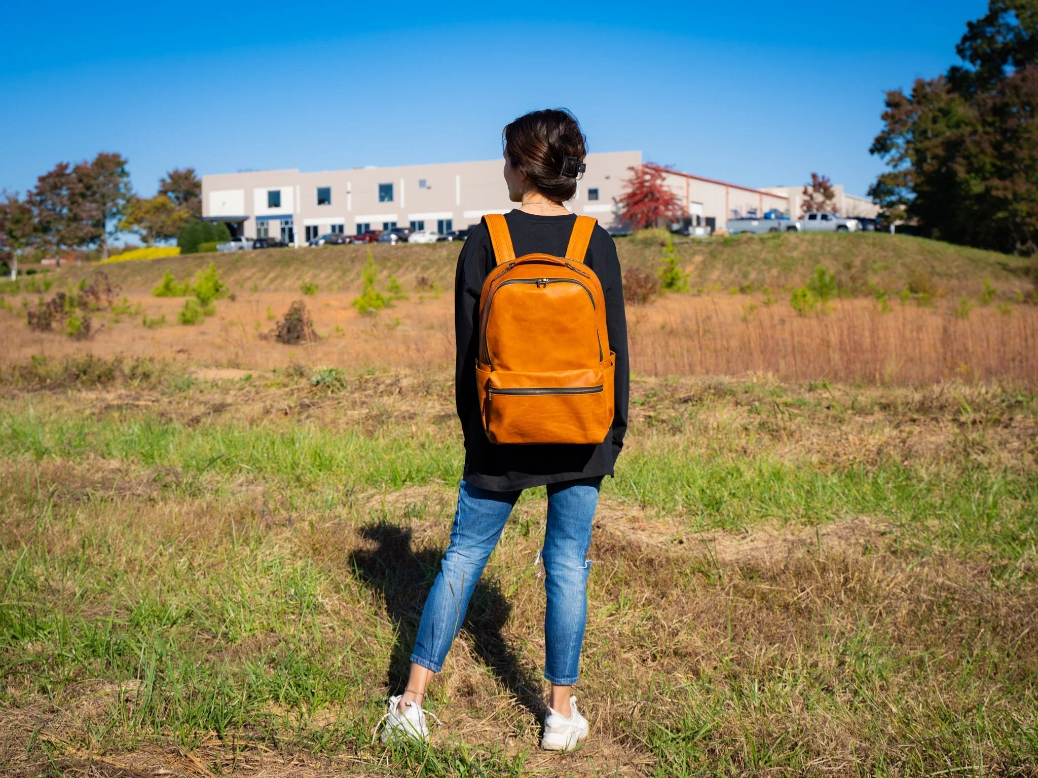 Milwaukee Leather Backpack Urban for Woman - Natural - Image 3