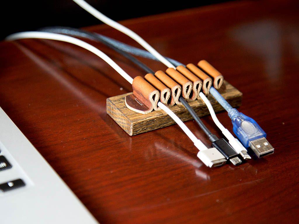 Milwaukee Leather Cable Organizer - Chestnut