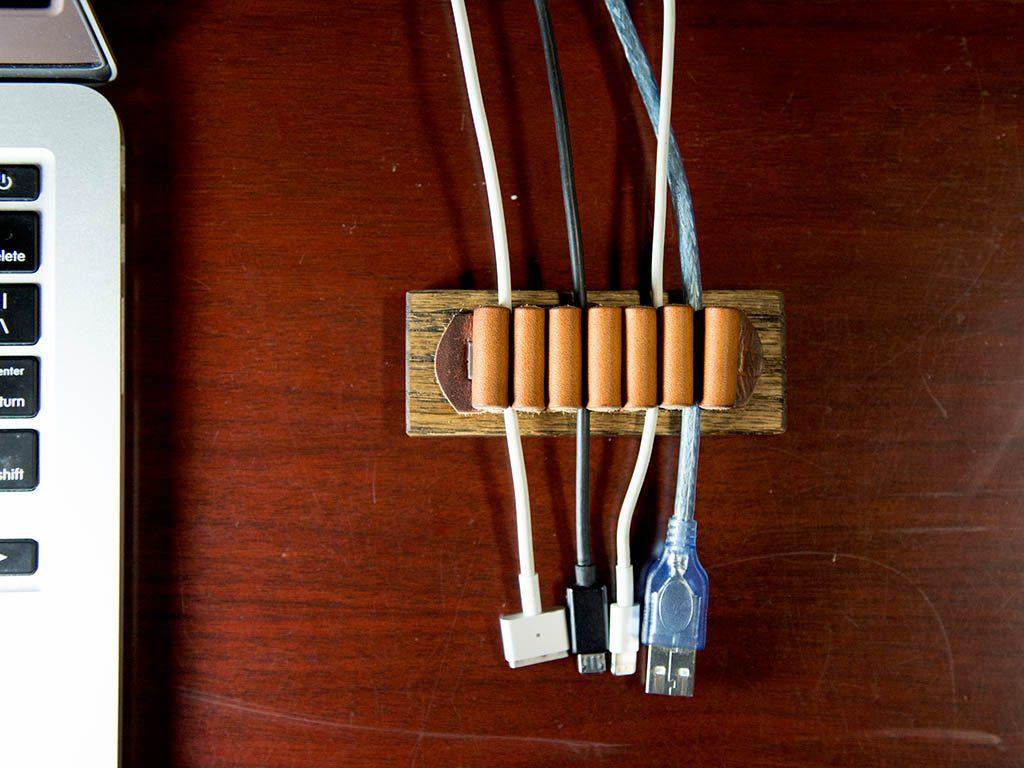 Milwaukee Leather Cable Organizer - Chestnut - Image 3
