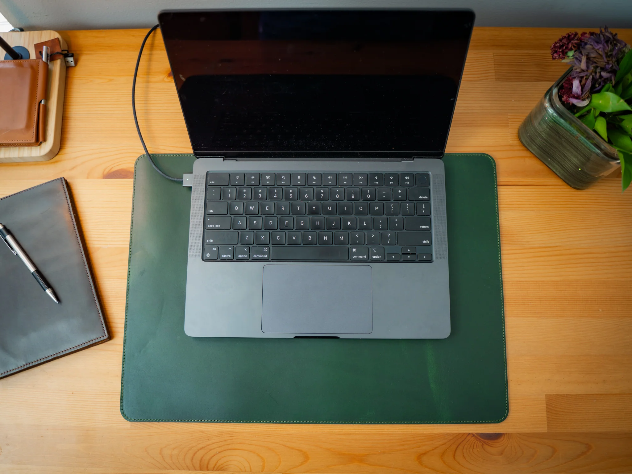 Milwaukee Leather Desk Pad - Green Moss - Image 2