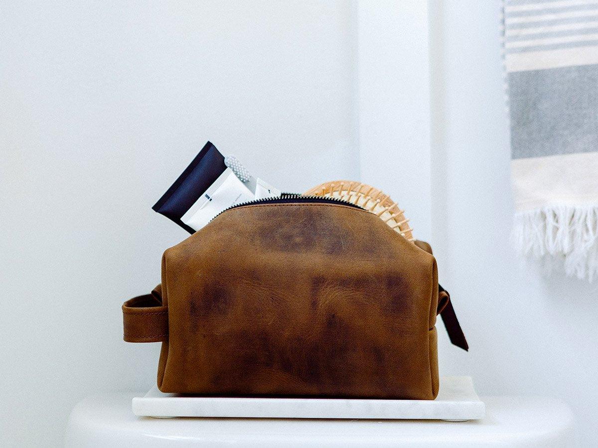 Crazy Horse Leather Dopp Kit with Handle - Brown - Image 2