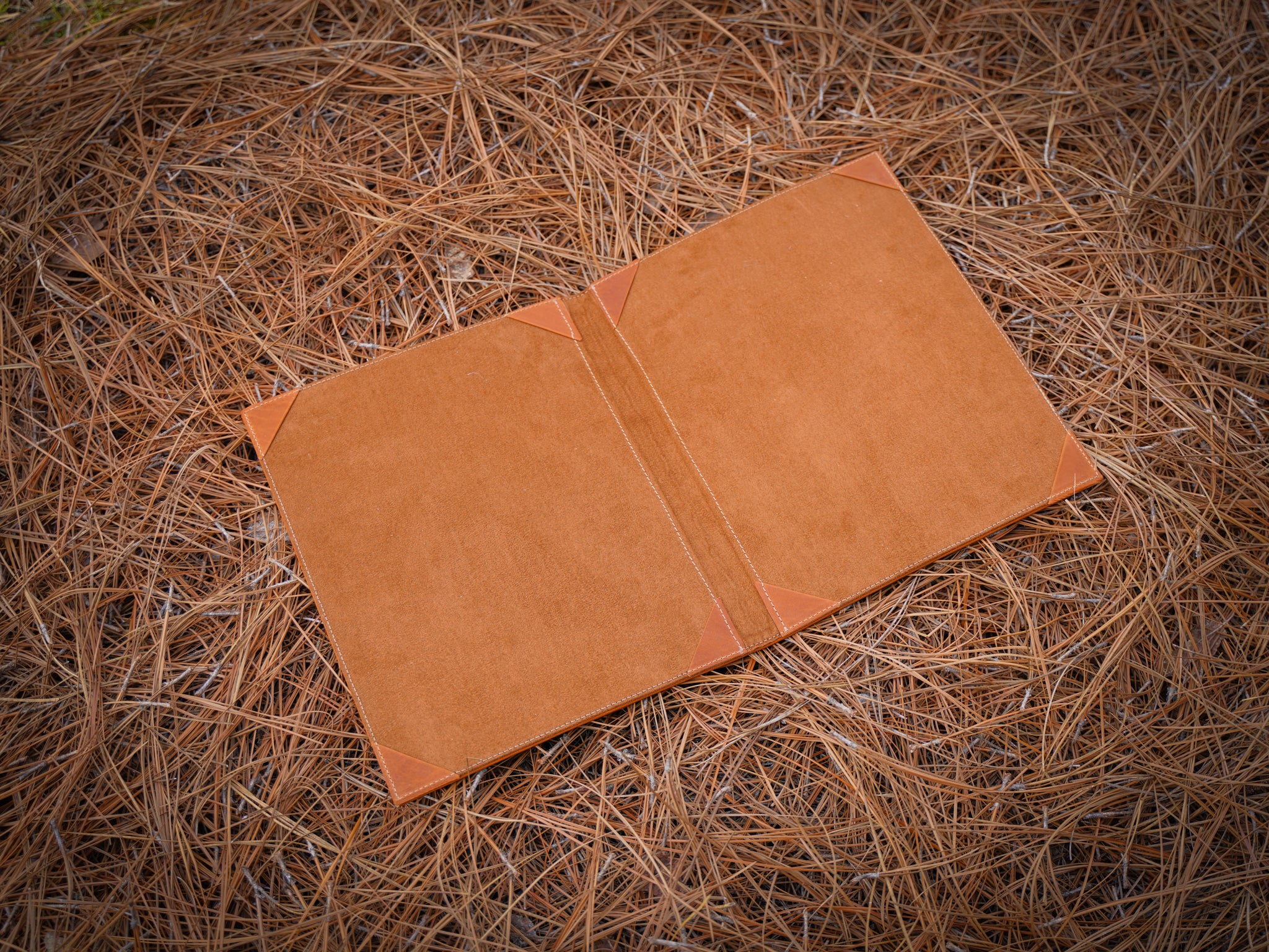 Milwaukee Leather Hardcover Menu with Corners - Natural - Image 2