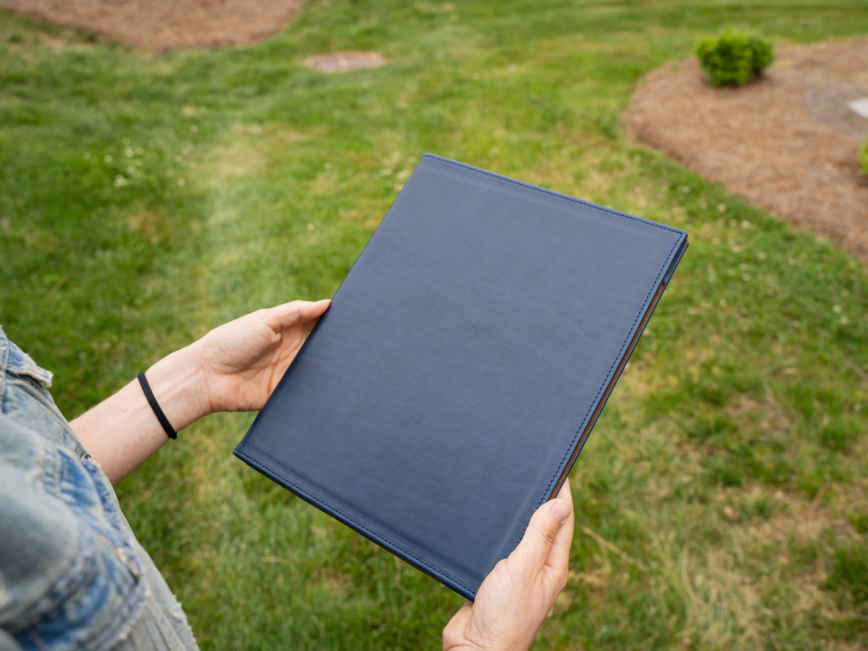 Milwaukee Leather Hardcover Menu with Corners - Navy - Image 4