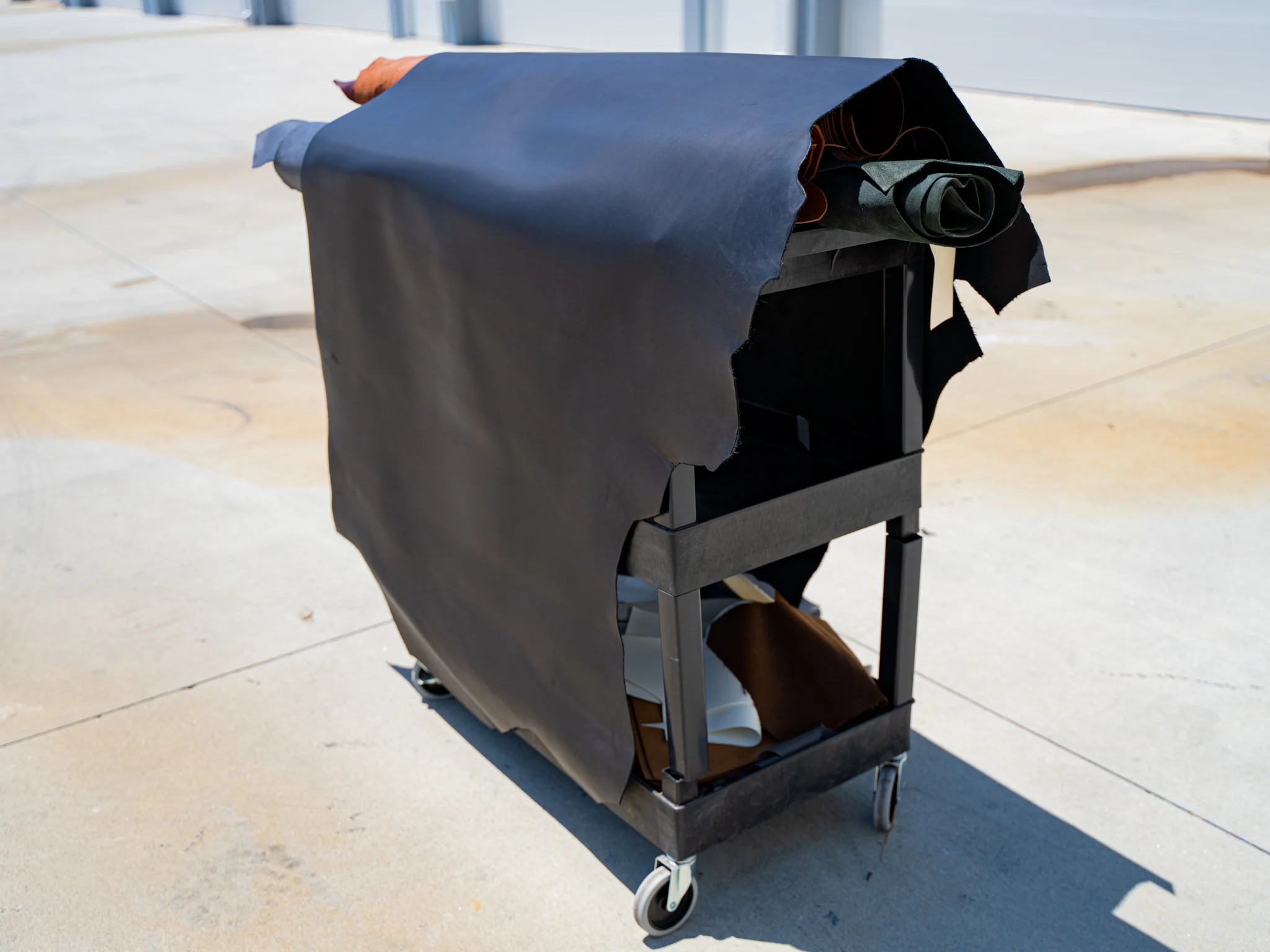 Milwaukee Leather Hide - Black - Image 3
