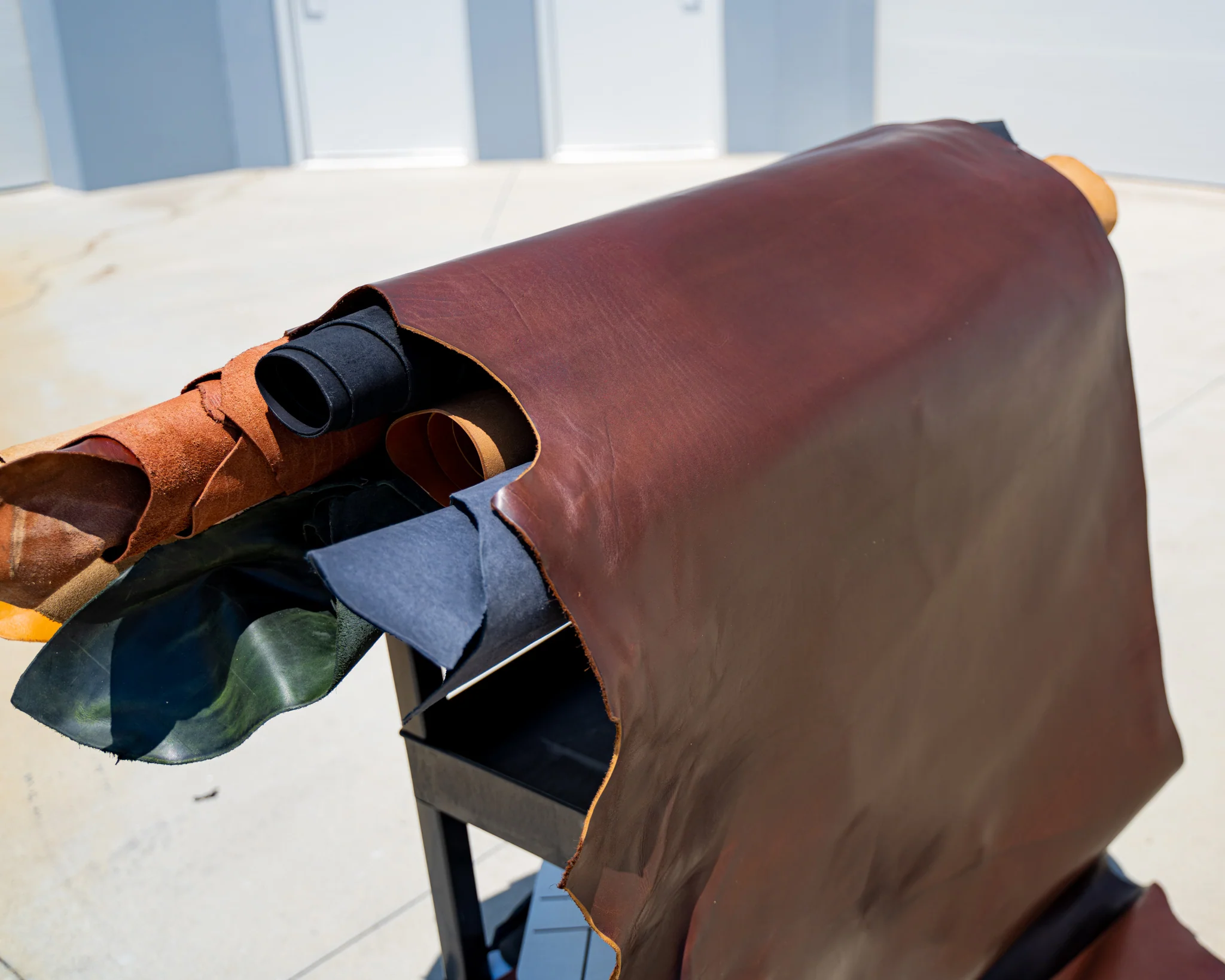 Milwaukee Leather Hide - Chestnut - Image 3