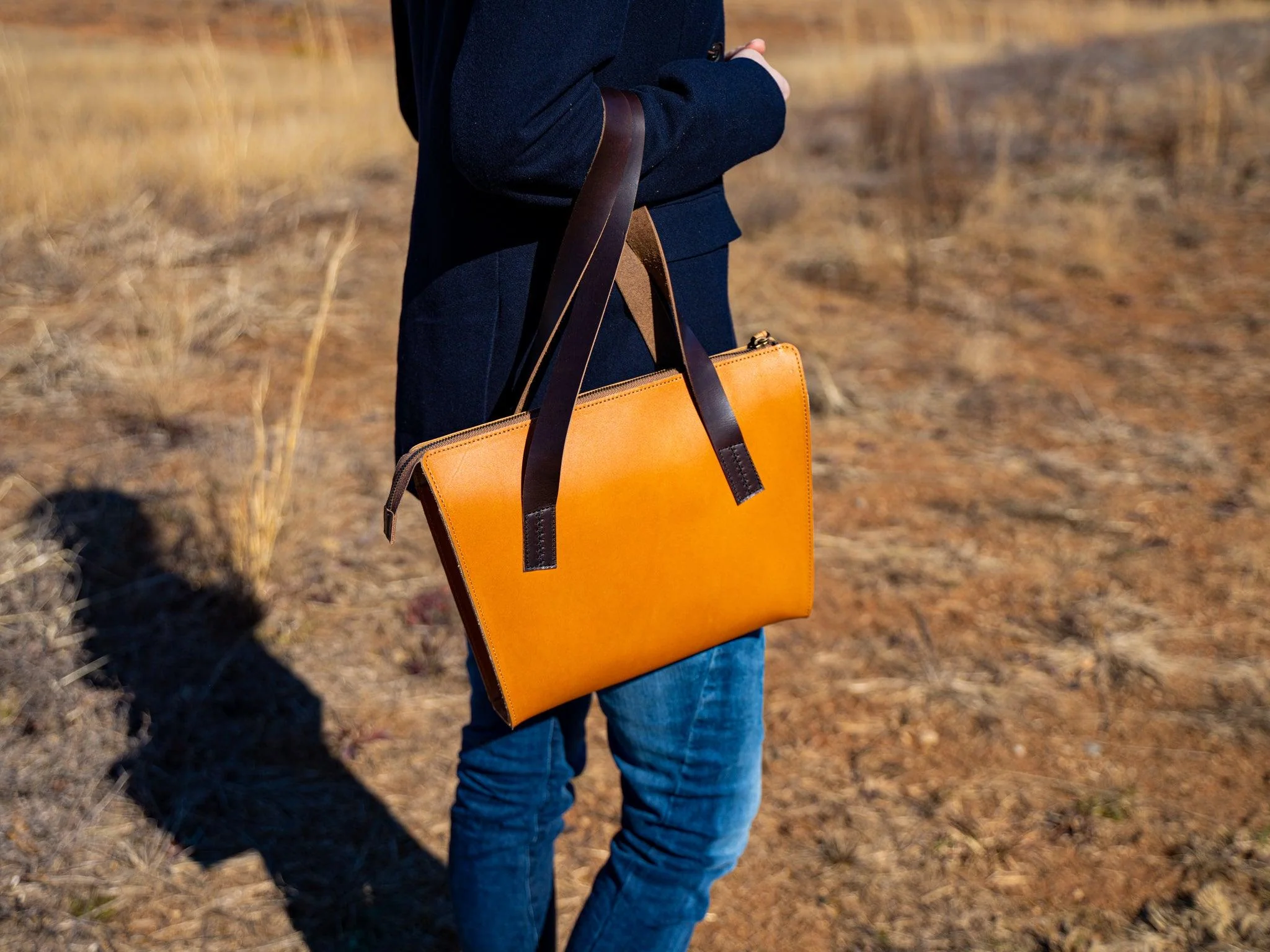 Milwaukee Leather Julia Tote Bag - Natural - Image 9